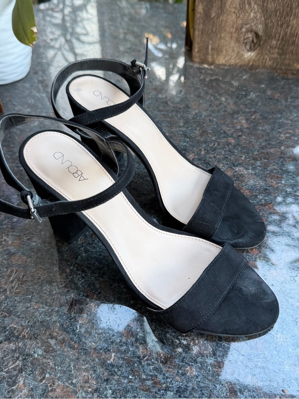 Black Suede Sandals - Size: 8.5